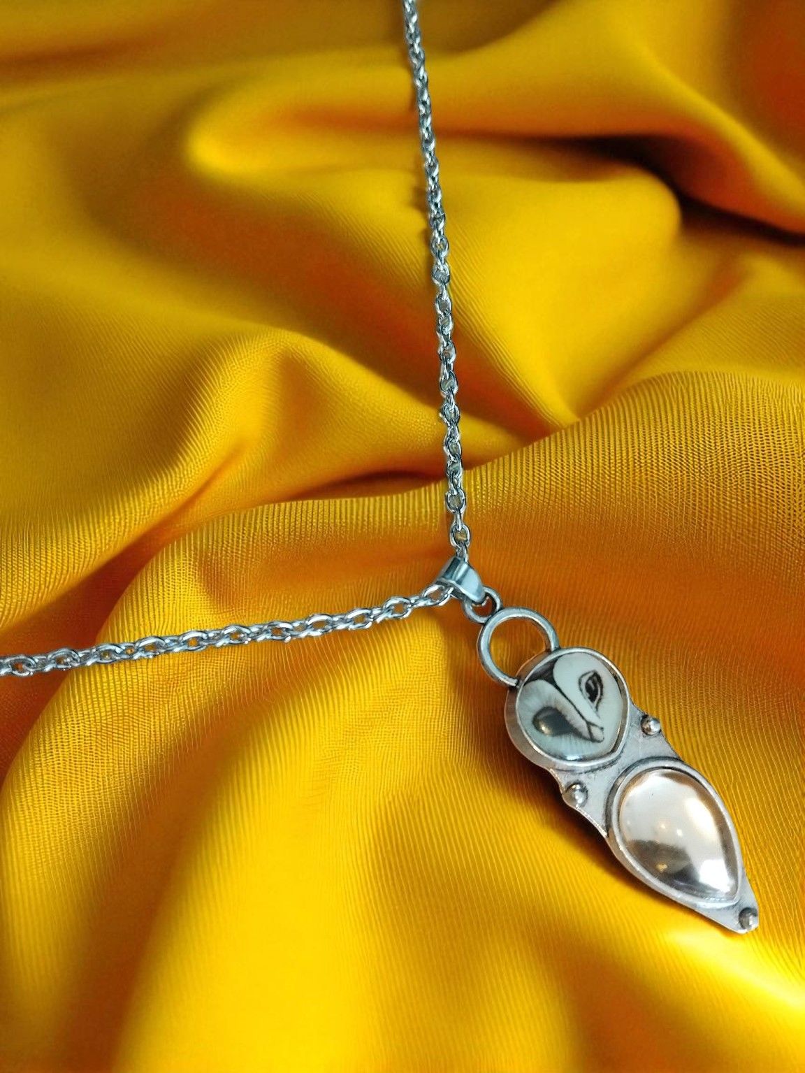 (N40) Retro lovely owl shaped gemstone pendant necklace