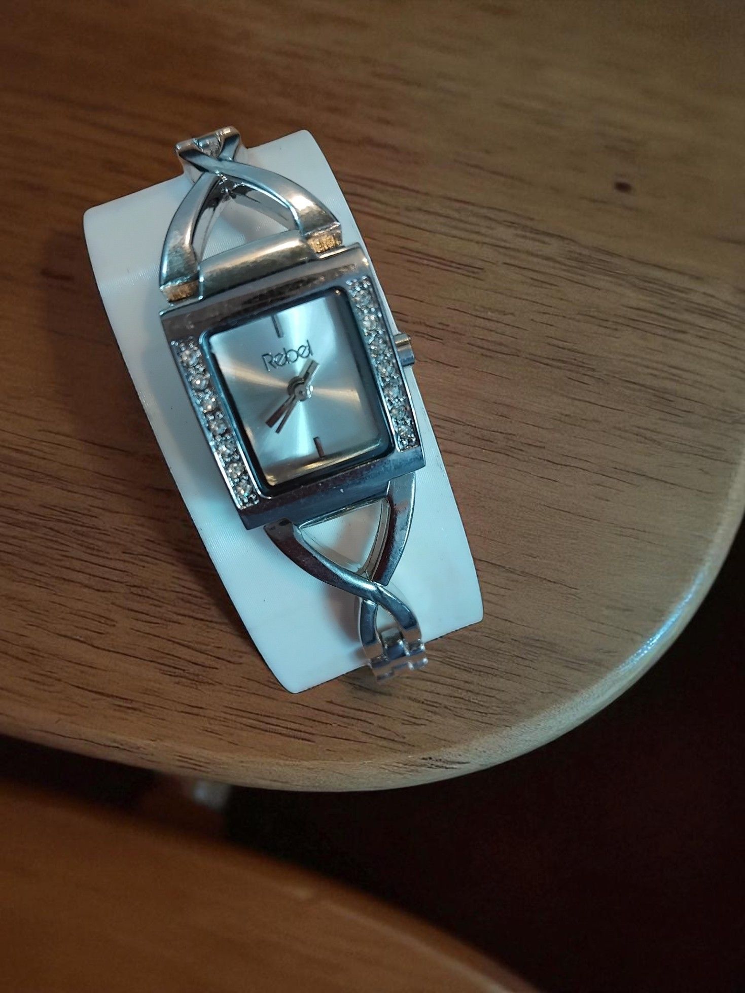 (LW144) Rebel stainless steel strap watch