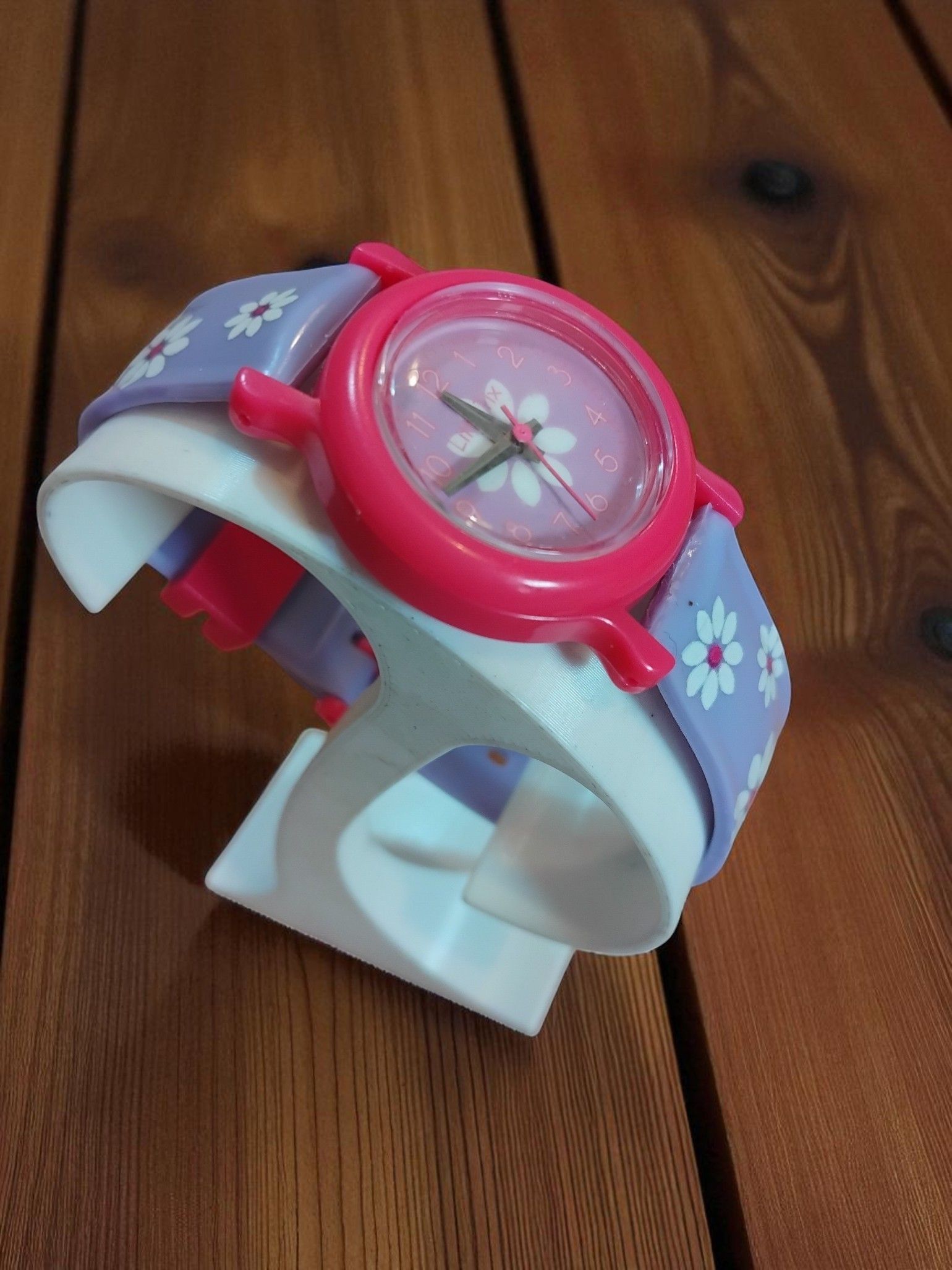 (BW3) Girls Little Tix Daisy design watch