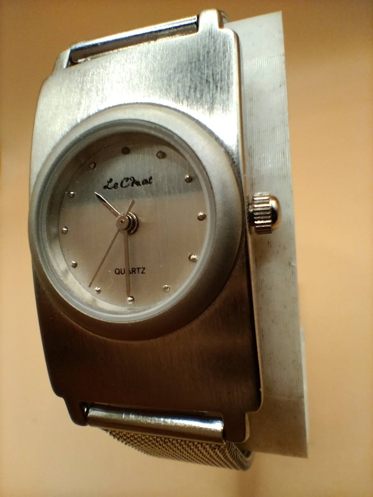(Lc46) Le Chat ladies/teens brushed stainless steel strap watch
