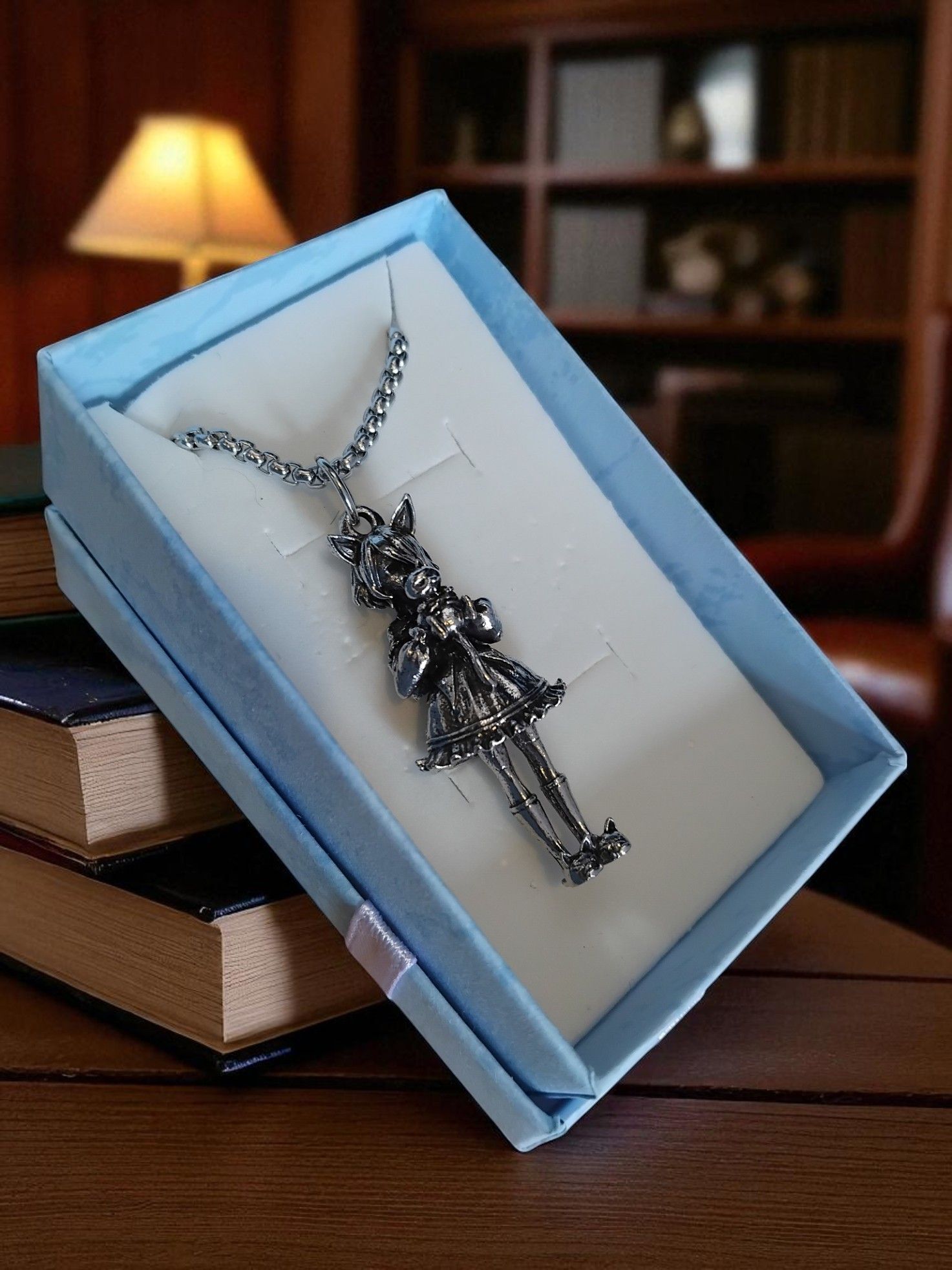 (N22) Goth style Doll with cat adult / teenager necklace
