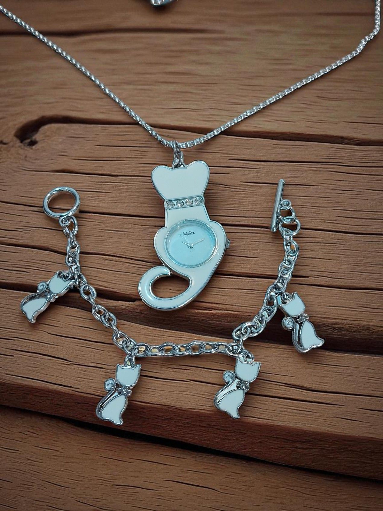 (BW48) Reflex girls necklace with timepiece and matching bracelet