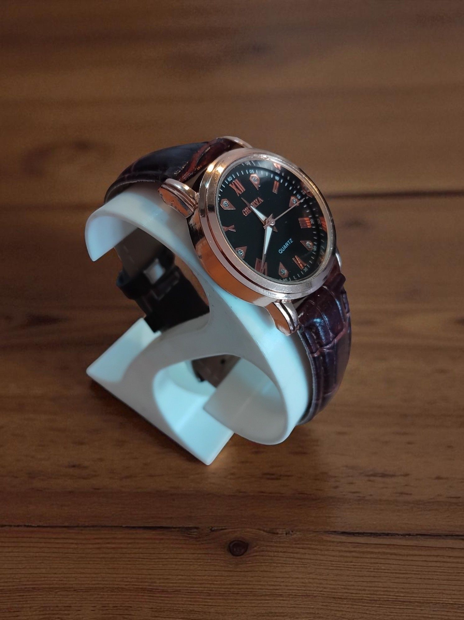 (LW171) Geneva Ladies brown leather strap watch