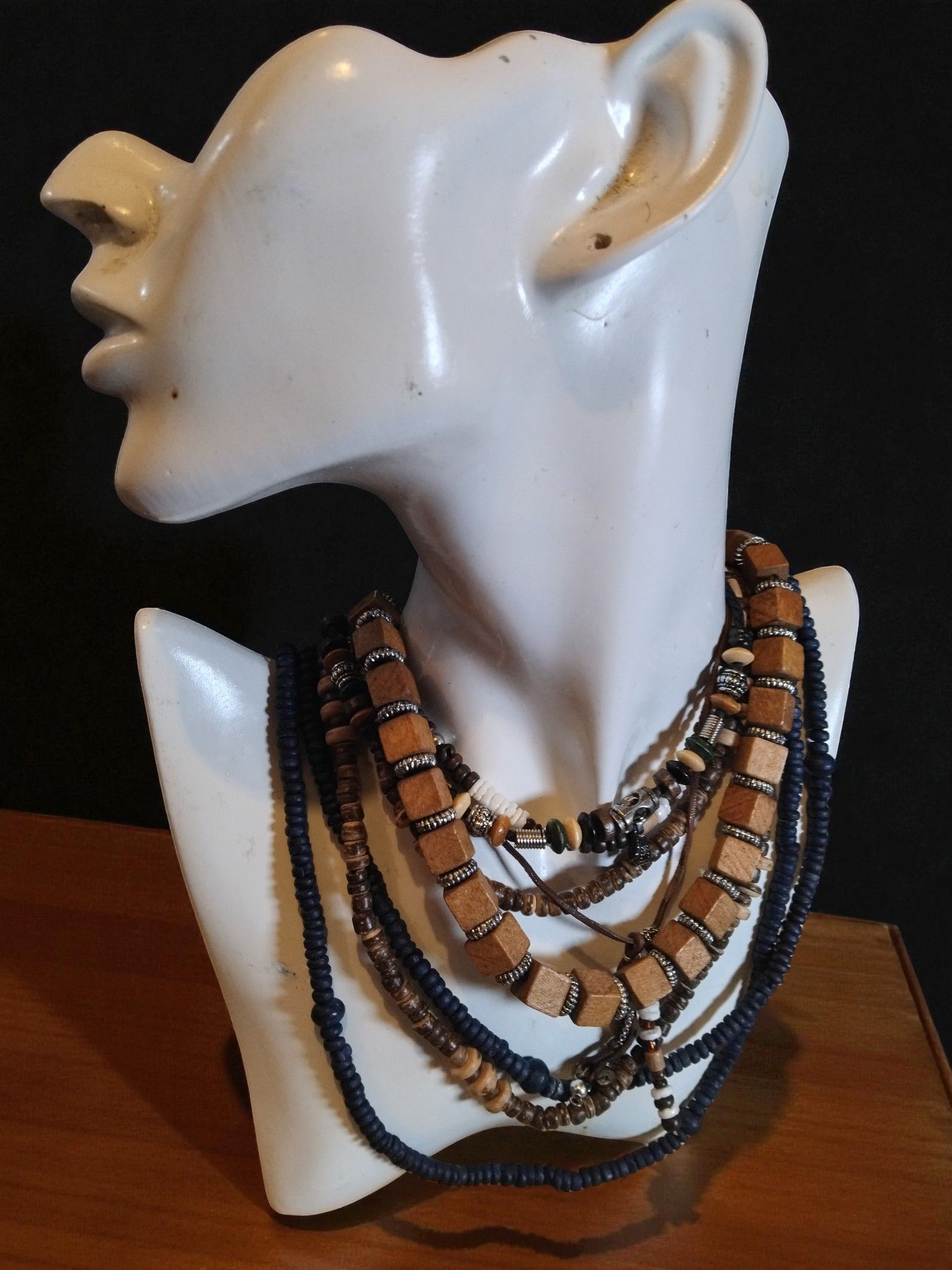 (BN25) set of 5 brand new necklaces