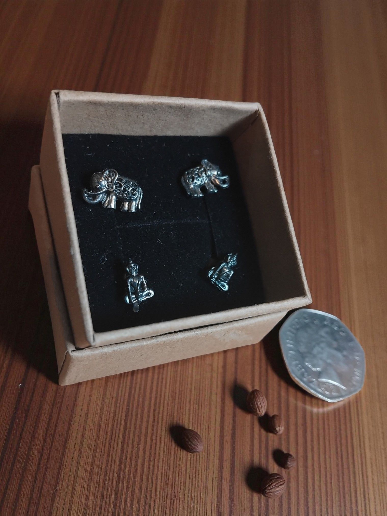(B-E-27) 2 pairs boxed micro earrings/studs