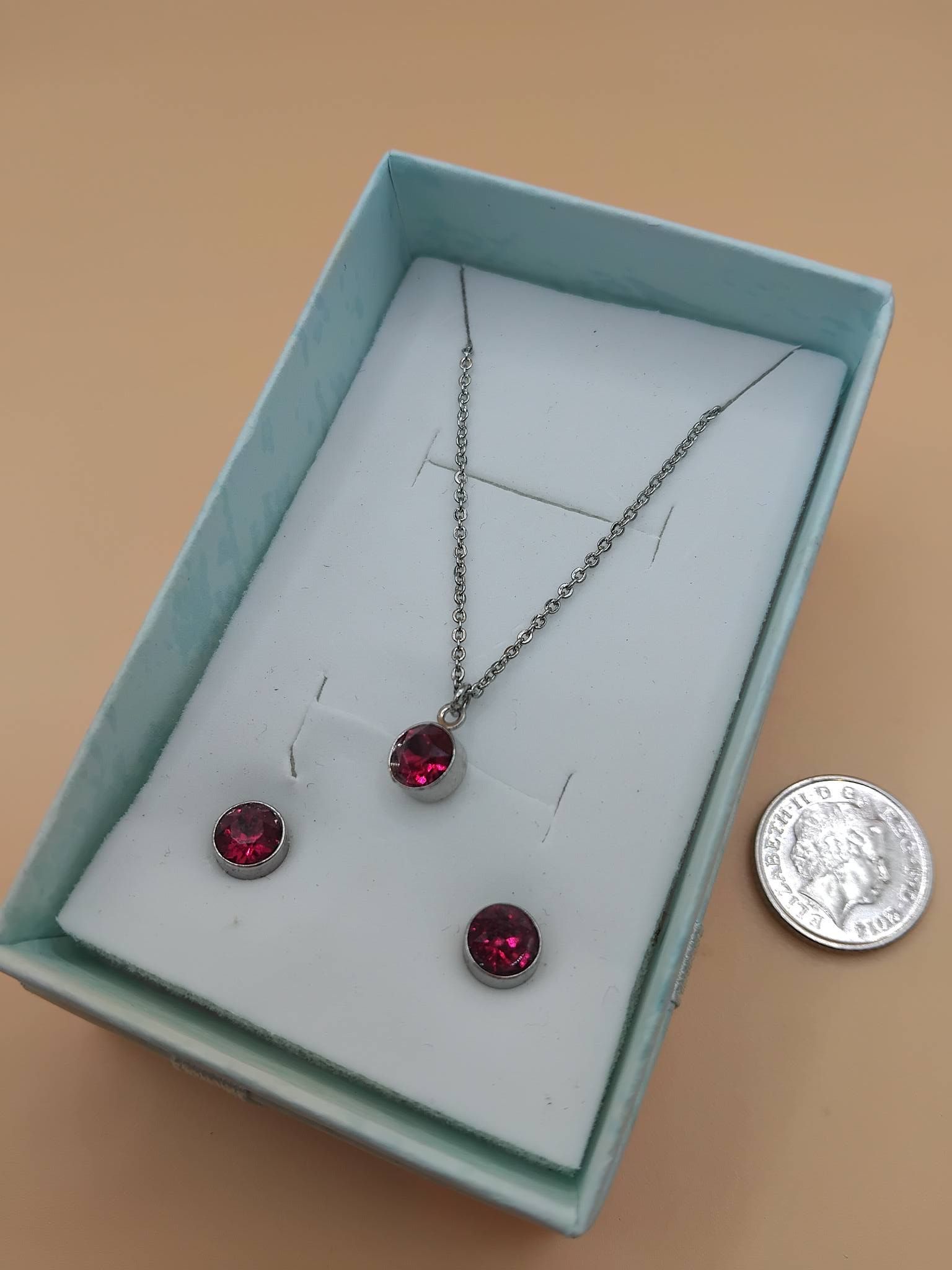 (BE52) Dorothy Perkins necklace and earrings