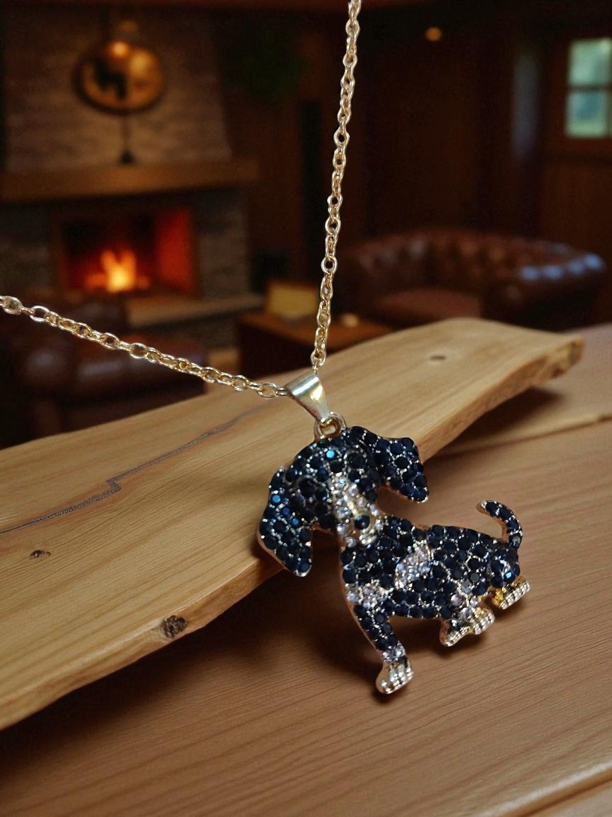 (B-N-8) Dachshund pendant necklace
