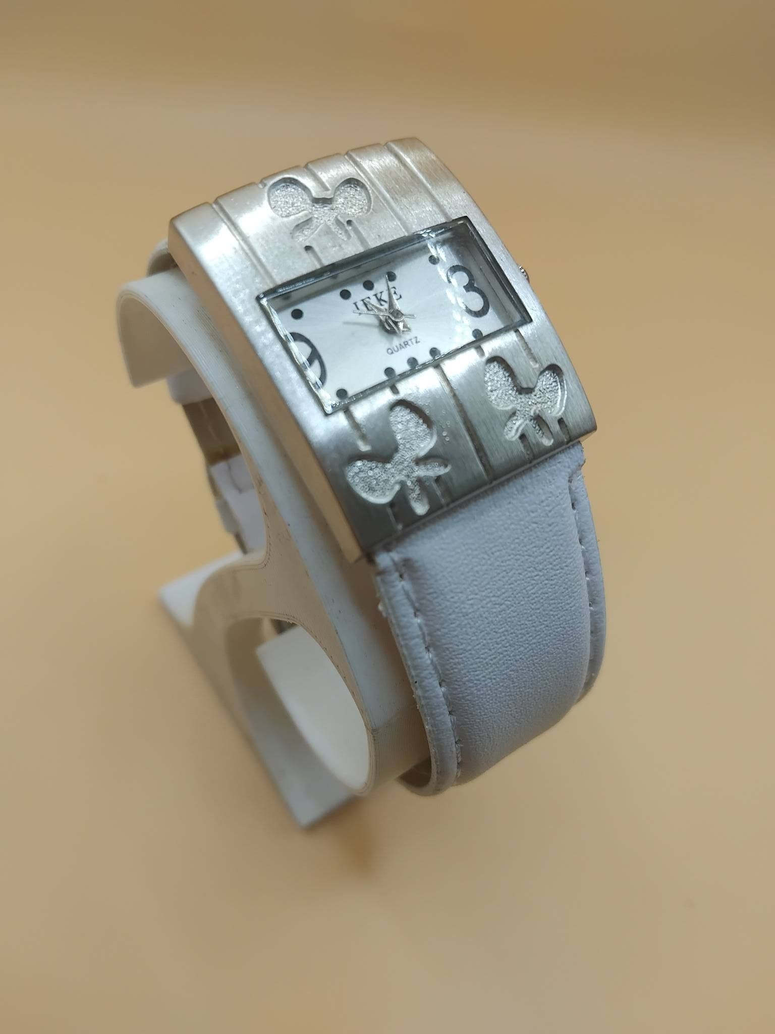 (LW198) IEKI ladies leather strap boxed wrist watch