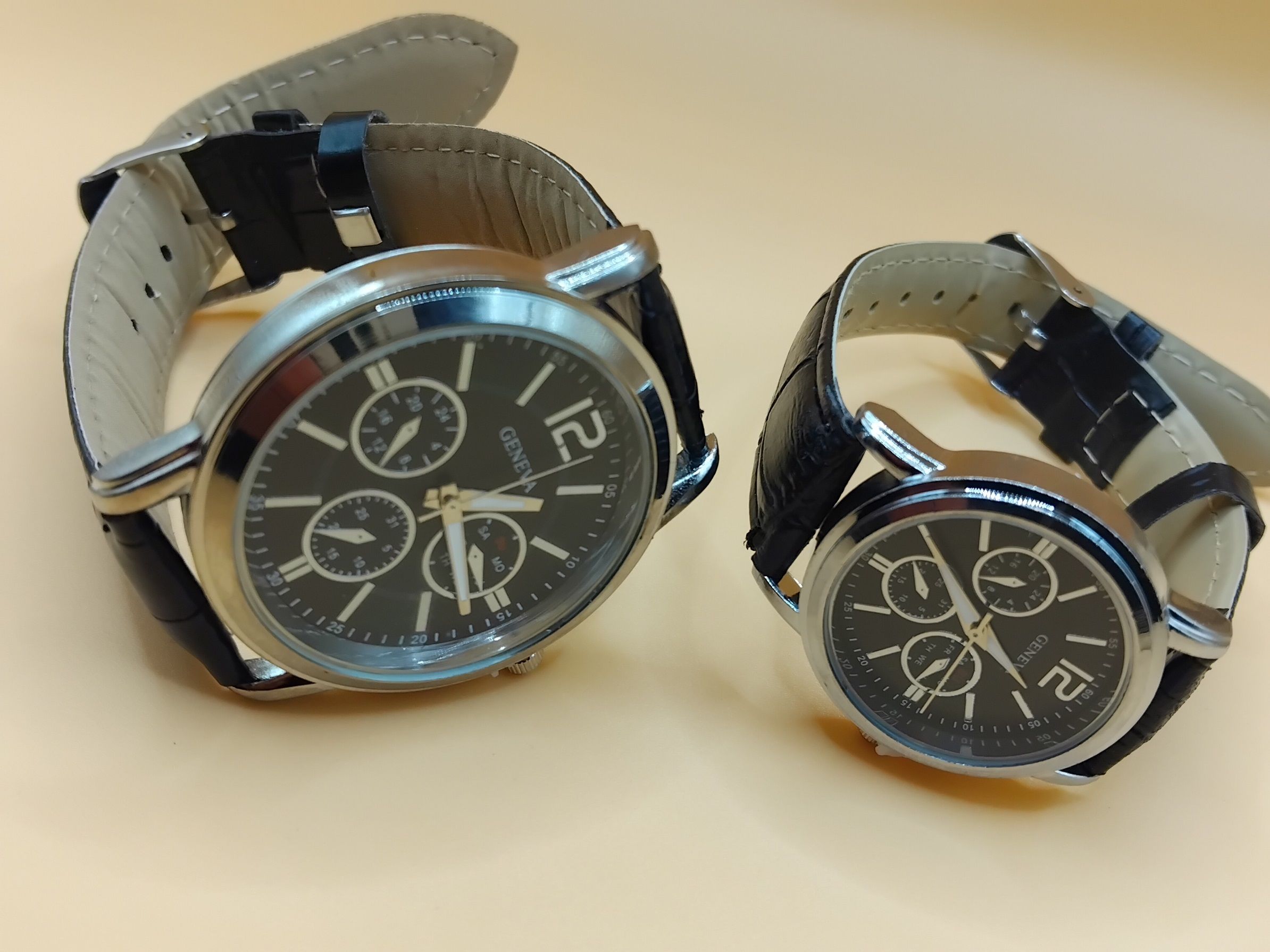 (MW80) Gents/Ladies Geneva matching pair of watches
