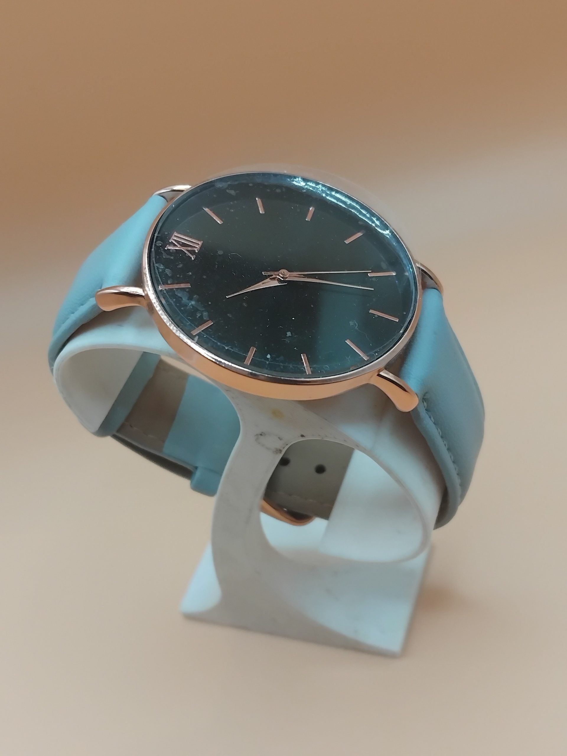 (MW25) Light blue leather strap Topman watch