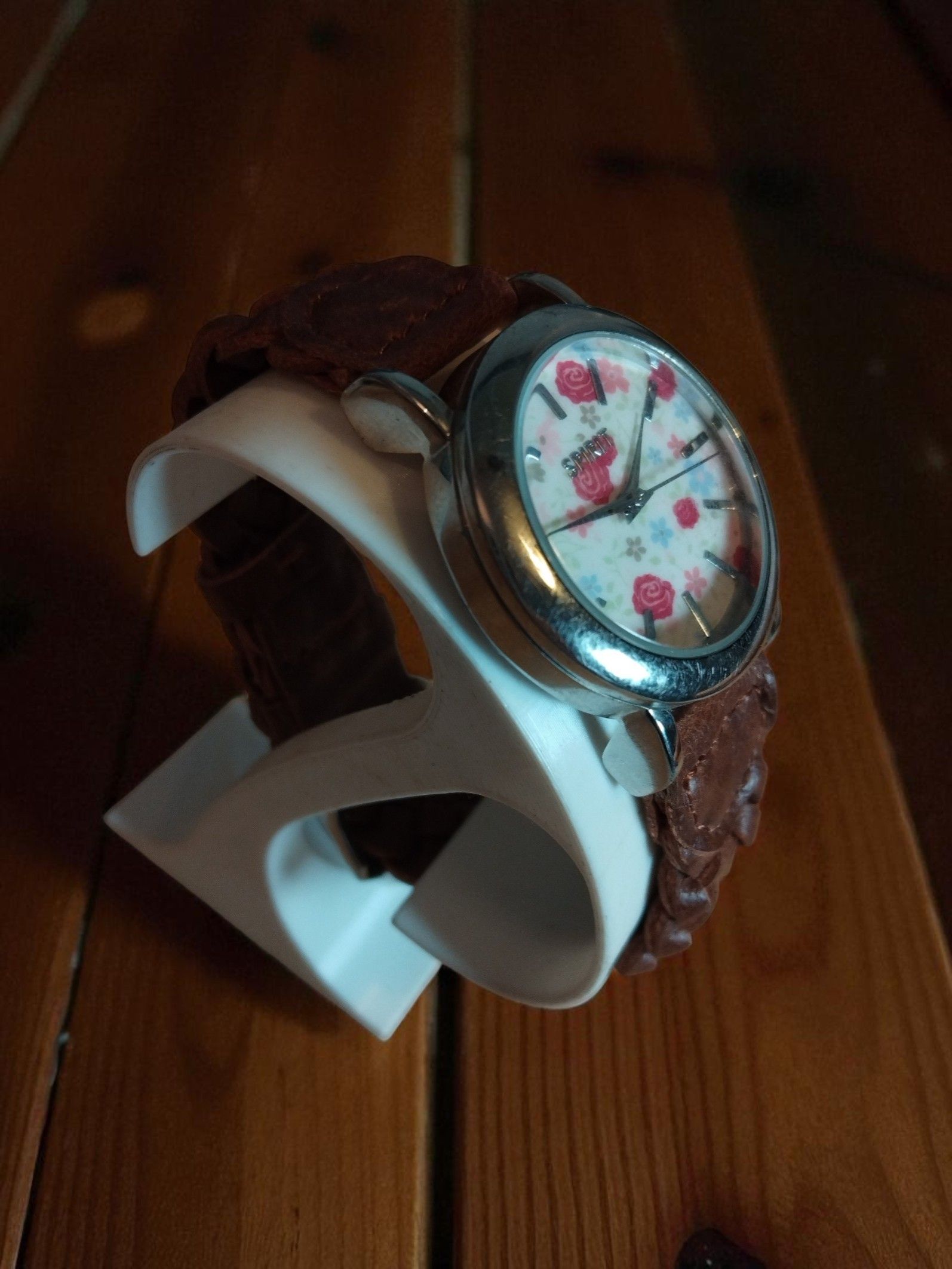 (BW22) Ladies / teenager Spirit brown leather plaid watch