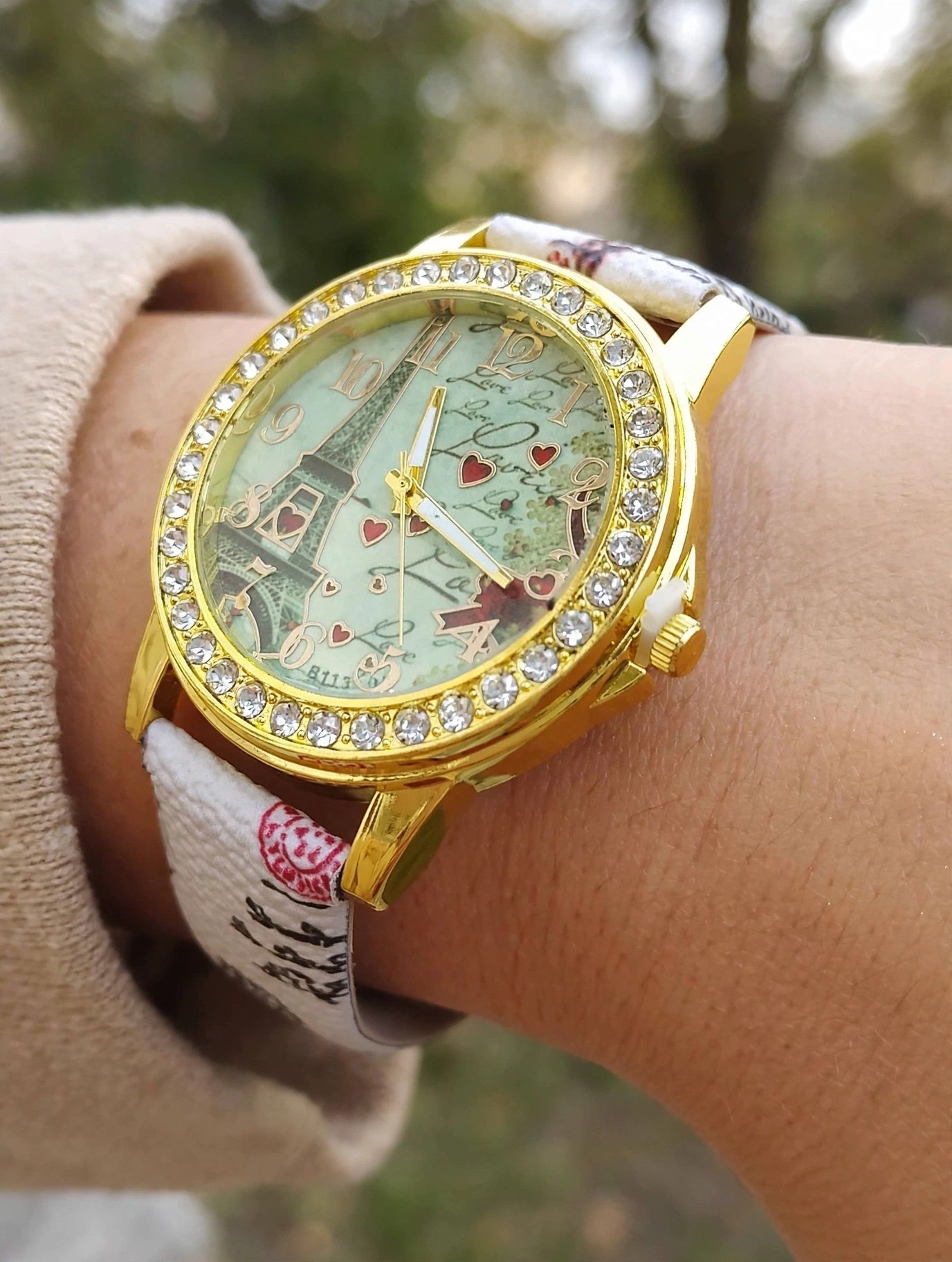 (LW180) France Paris Eiffel tower themed watch boxed