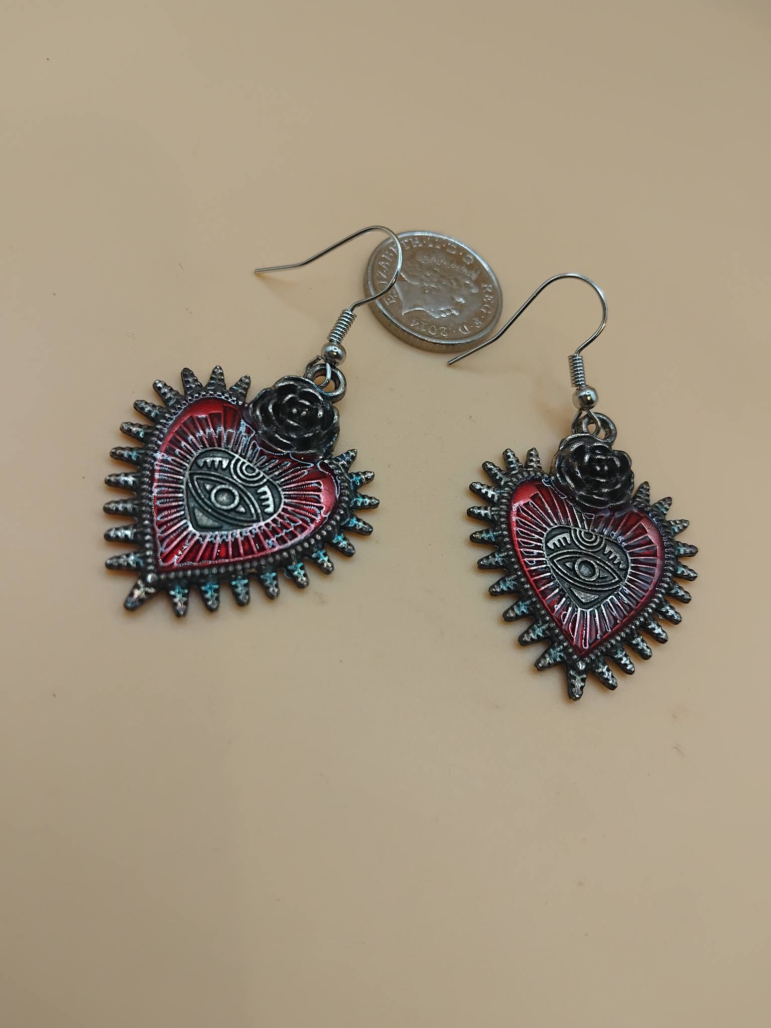 (BE4) Goth Rose, heart and life’s eye earrings boxed