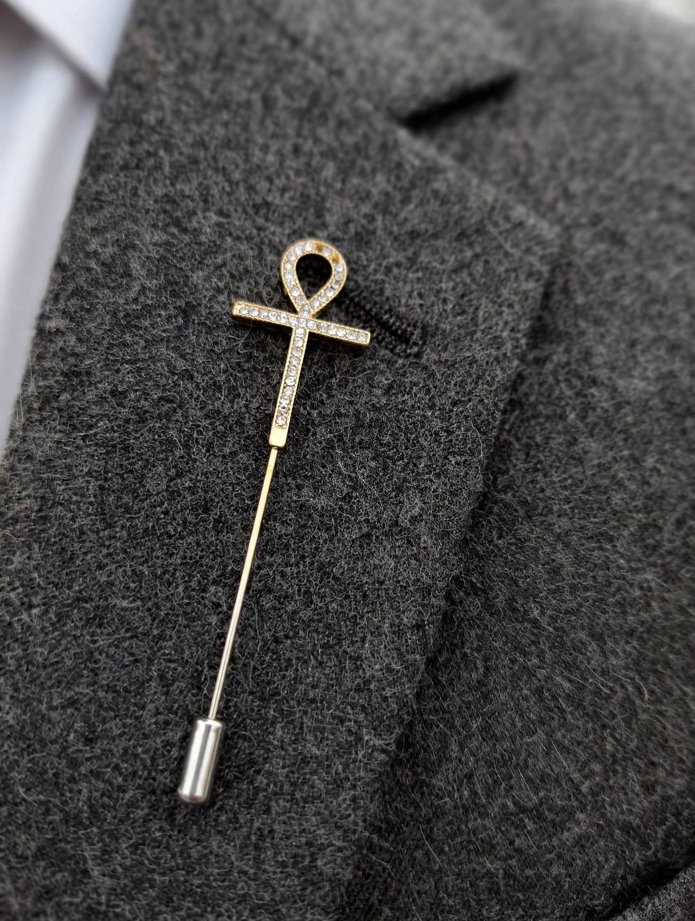 (LP1) Metal cross design lapel / hat pin