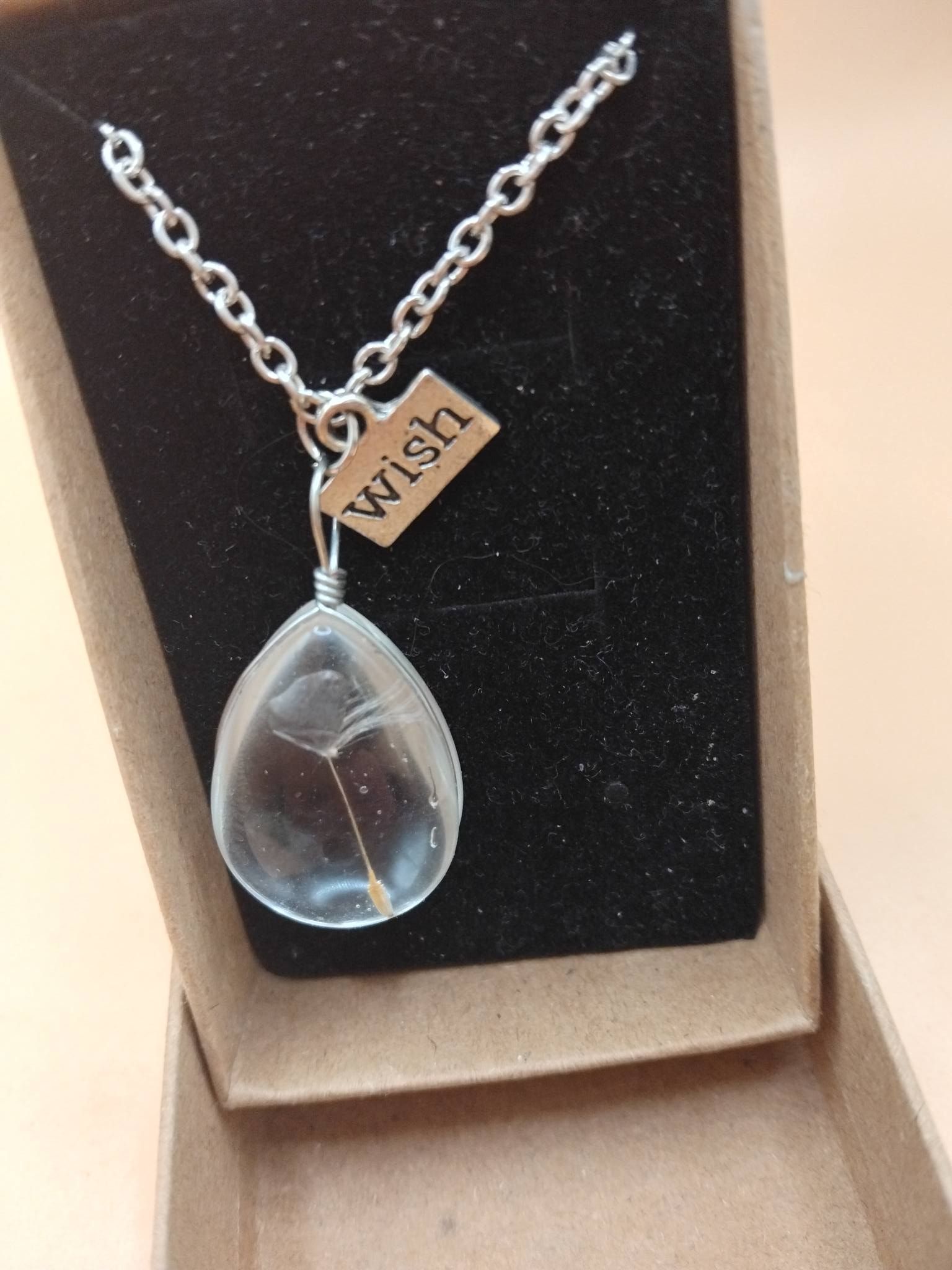 (B-N-10) Dandelion encapsulated pendant necklace