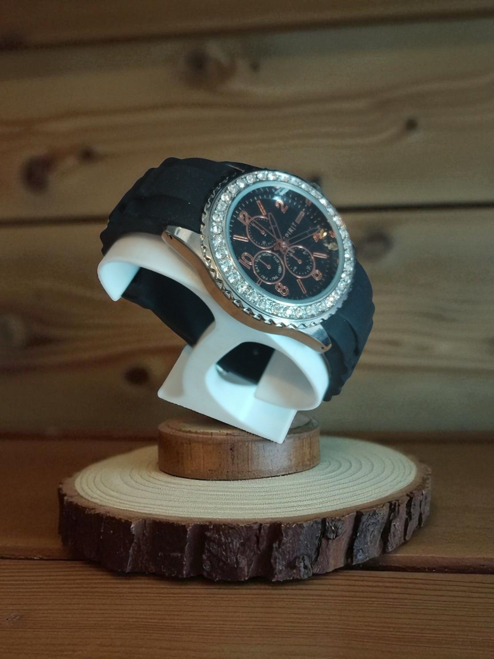(MW30) Gents durable silicone strap watch from Spirit