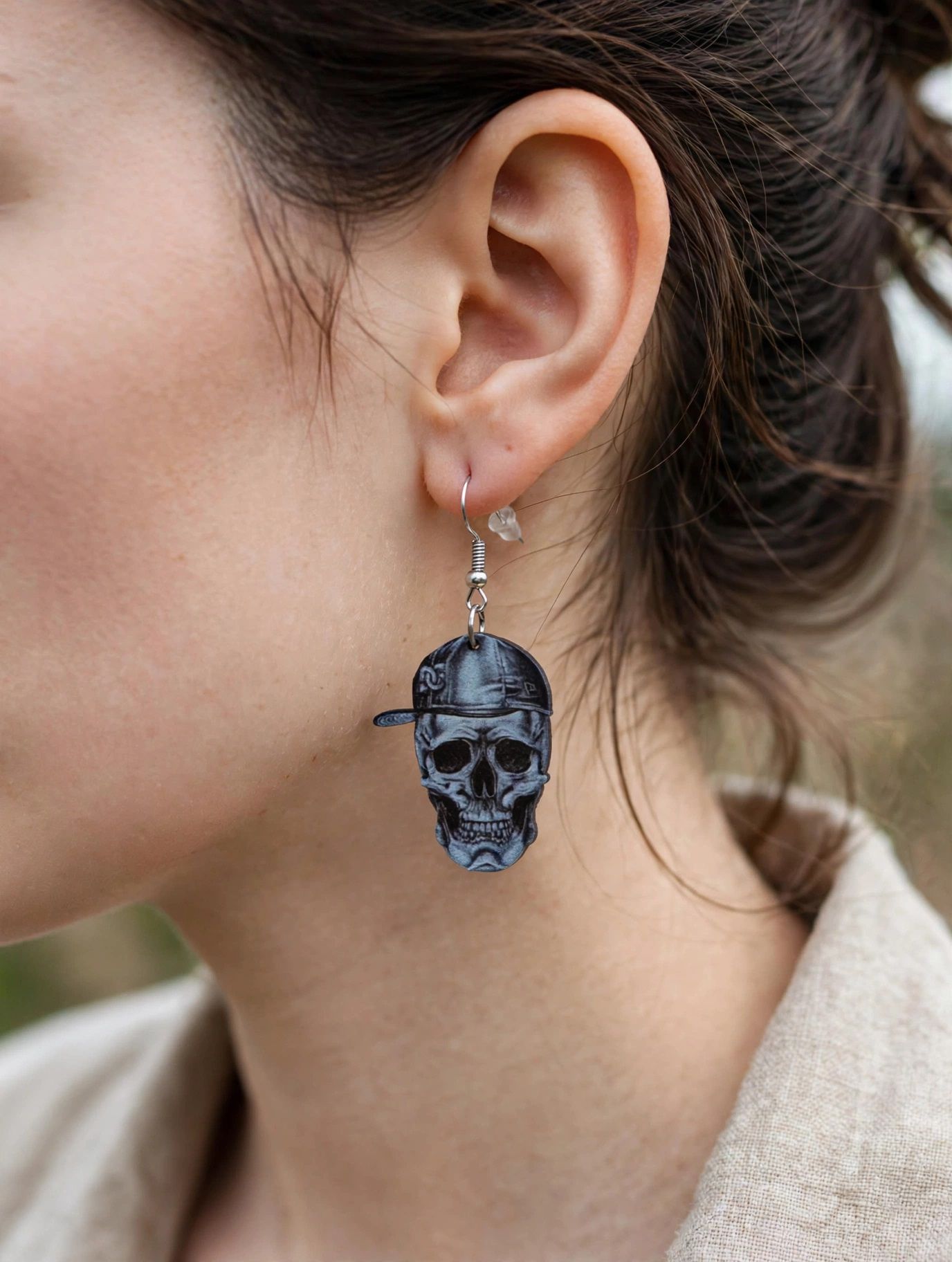(E34) Goth Skull acrylic earrings