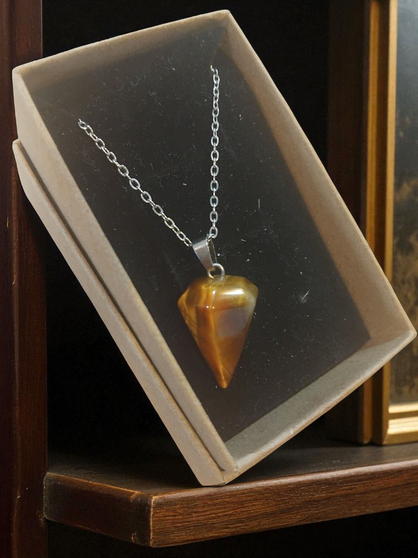 (N7) Conical natural polished stone boxed necklace