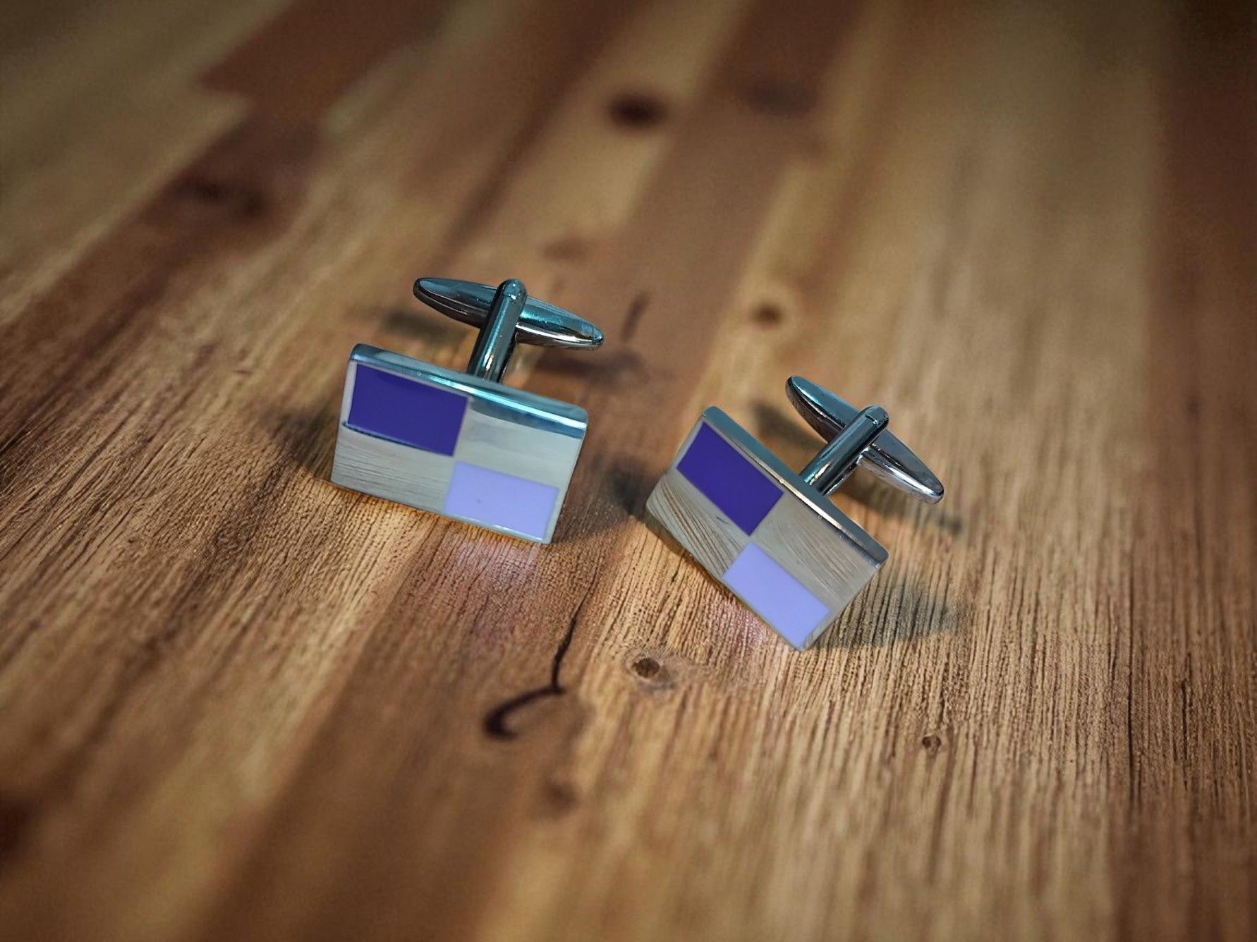(Cf6) Pair of Mark Westwood quality cufflinks