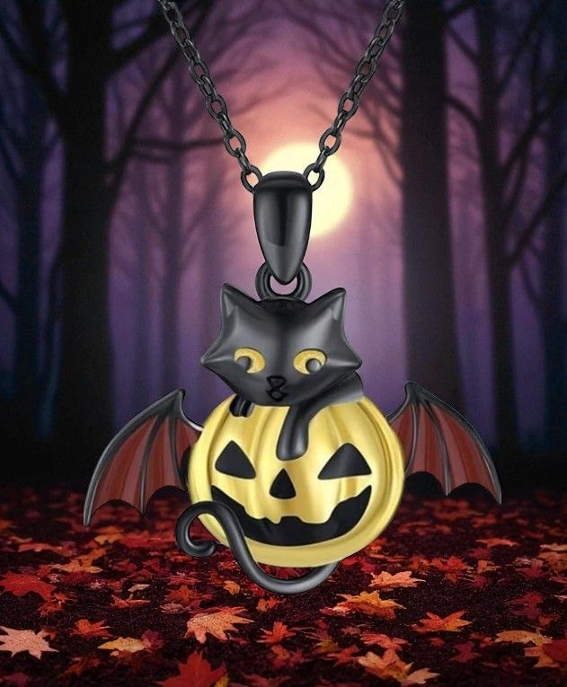 (N47) Gothic laughing colourful bat rhinestone pendant necklace
