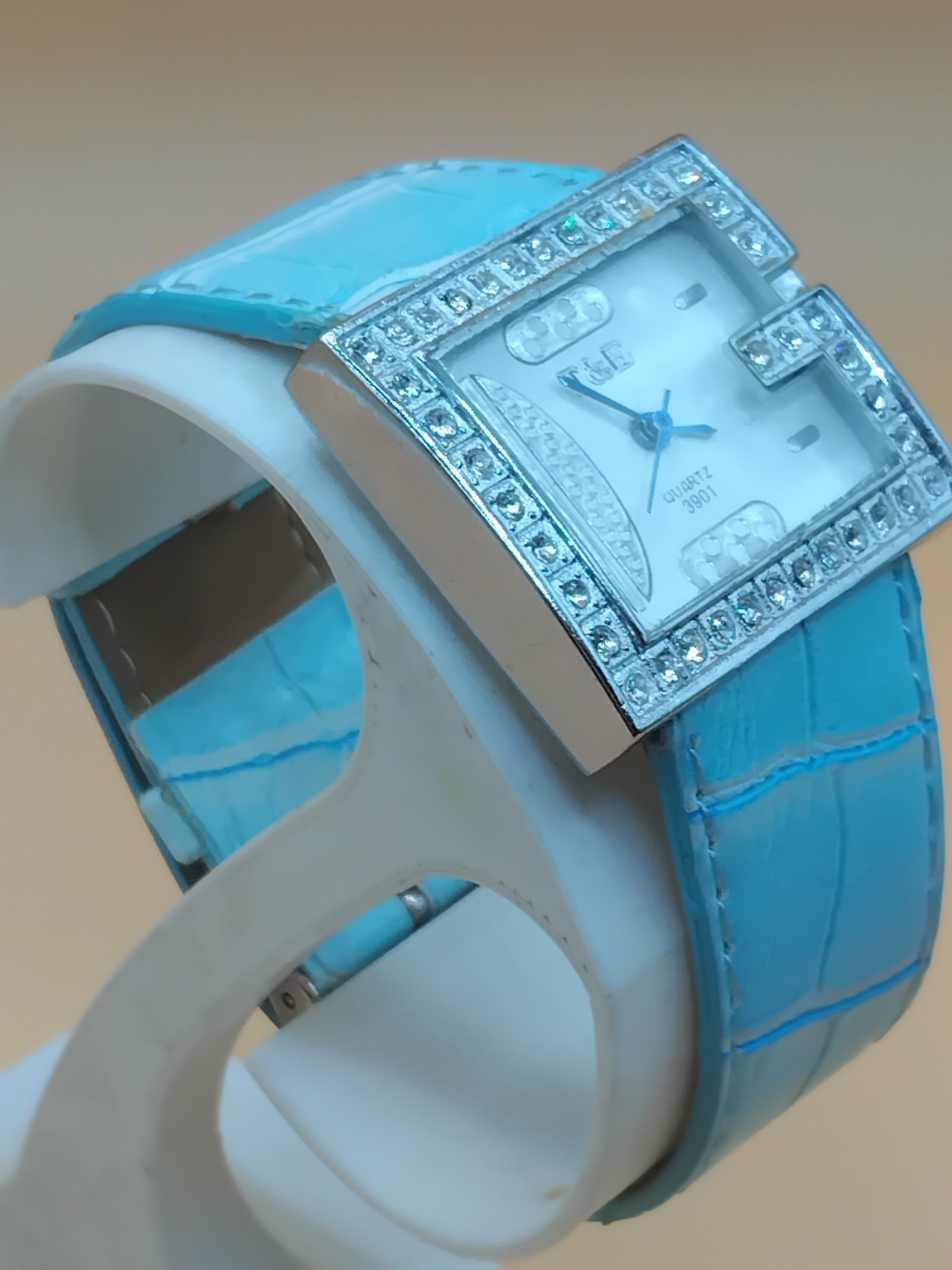 (LW42) T&E Ladies dress watch