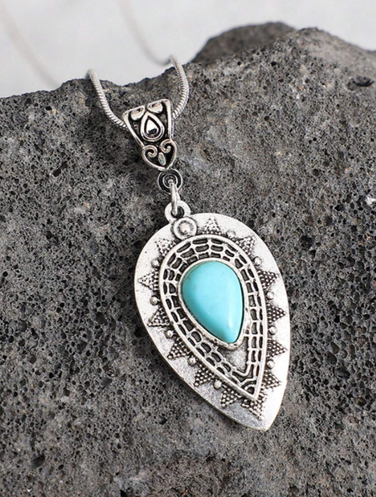 (N39) Vintage teardrop bohemian turquoise pendant necklace
