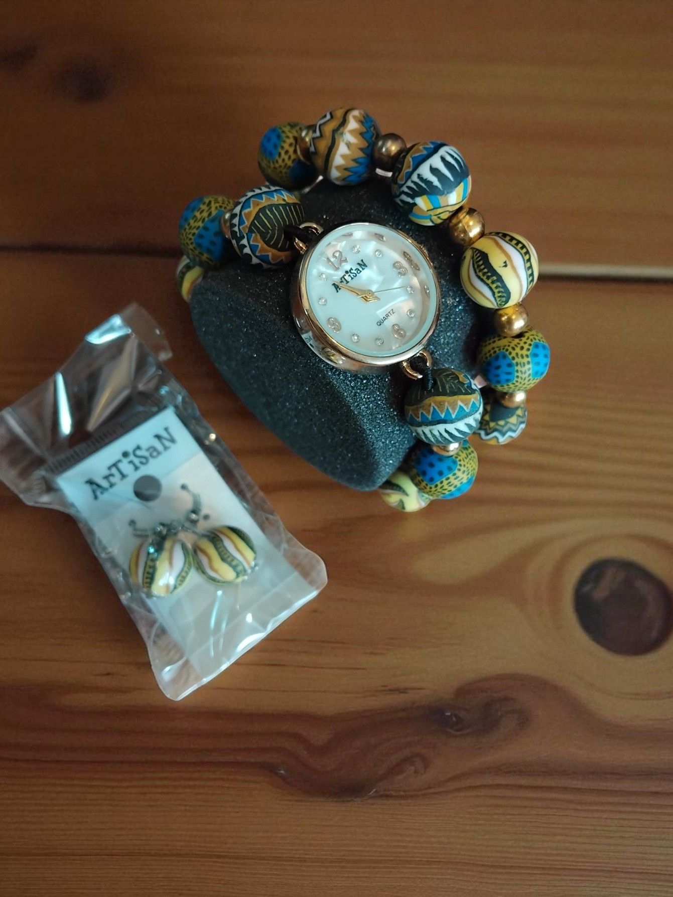 (LW240) Artisan Bead box set of jewellery