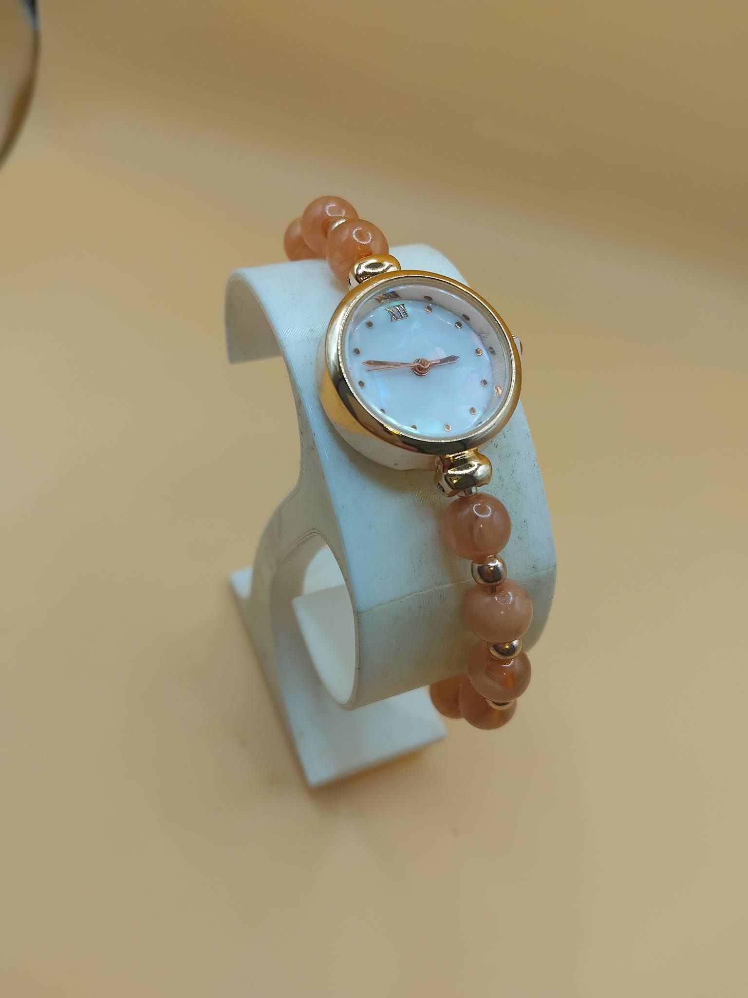 (LW224) Drawstring round faced with beads ladies / teens dress watch boxed