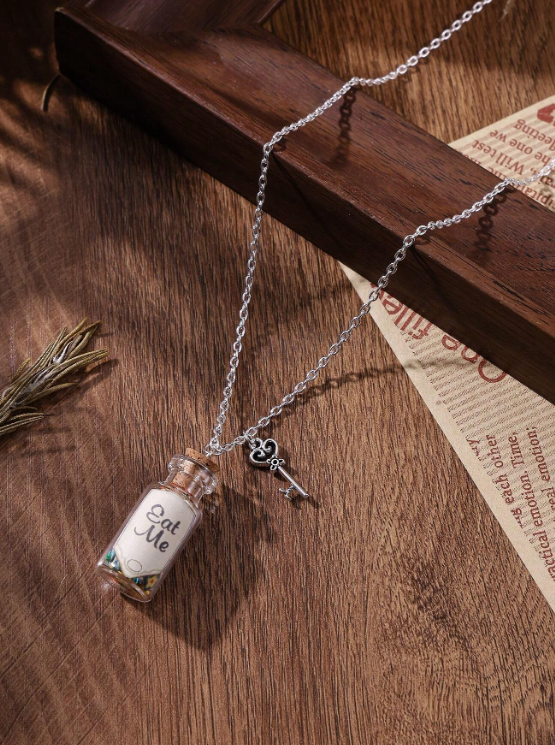 (N20) Goth style Eat me adult / teenager necklace