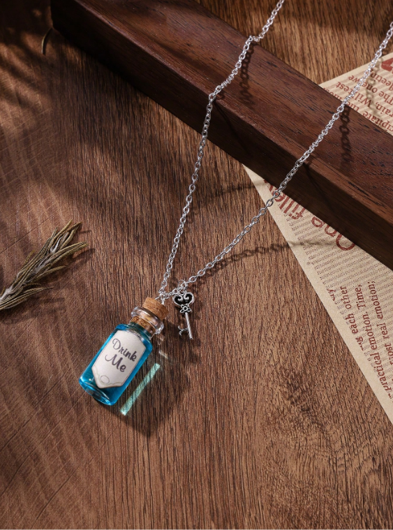 (N21) Goth style Drink me adult / teenager necklace
