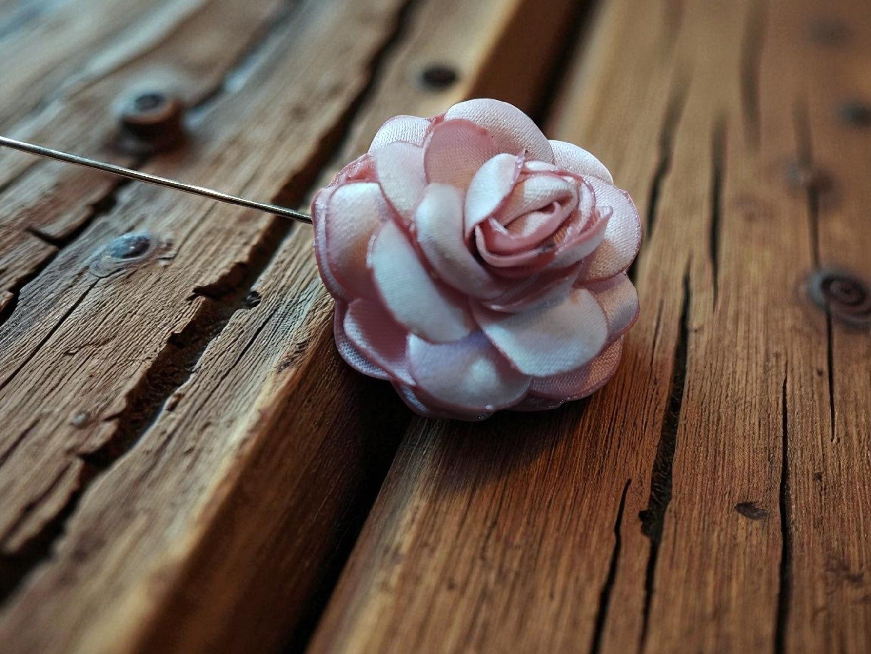 (LP5) Pink larger silk flower design lapel / hat pin