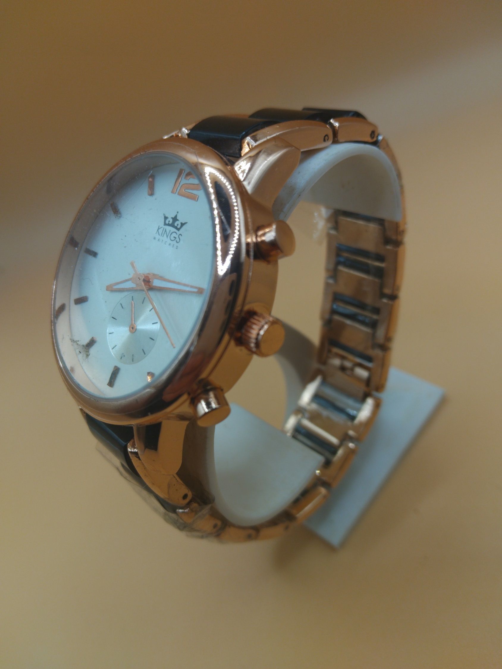 (MW102) Kings collectable boxed watches ready to go!
