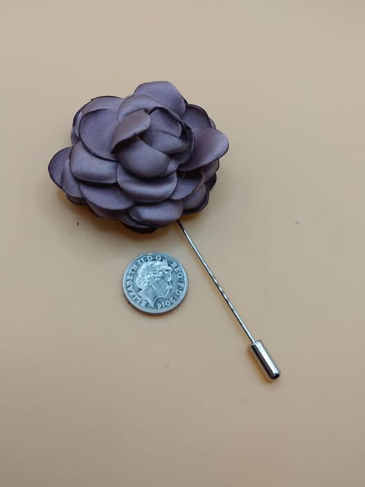 (LP4) Purple cotton flower design lapel / hat pin