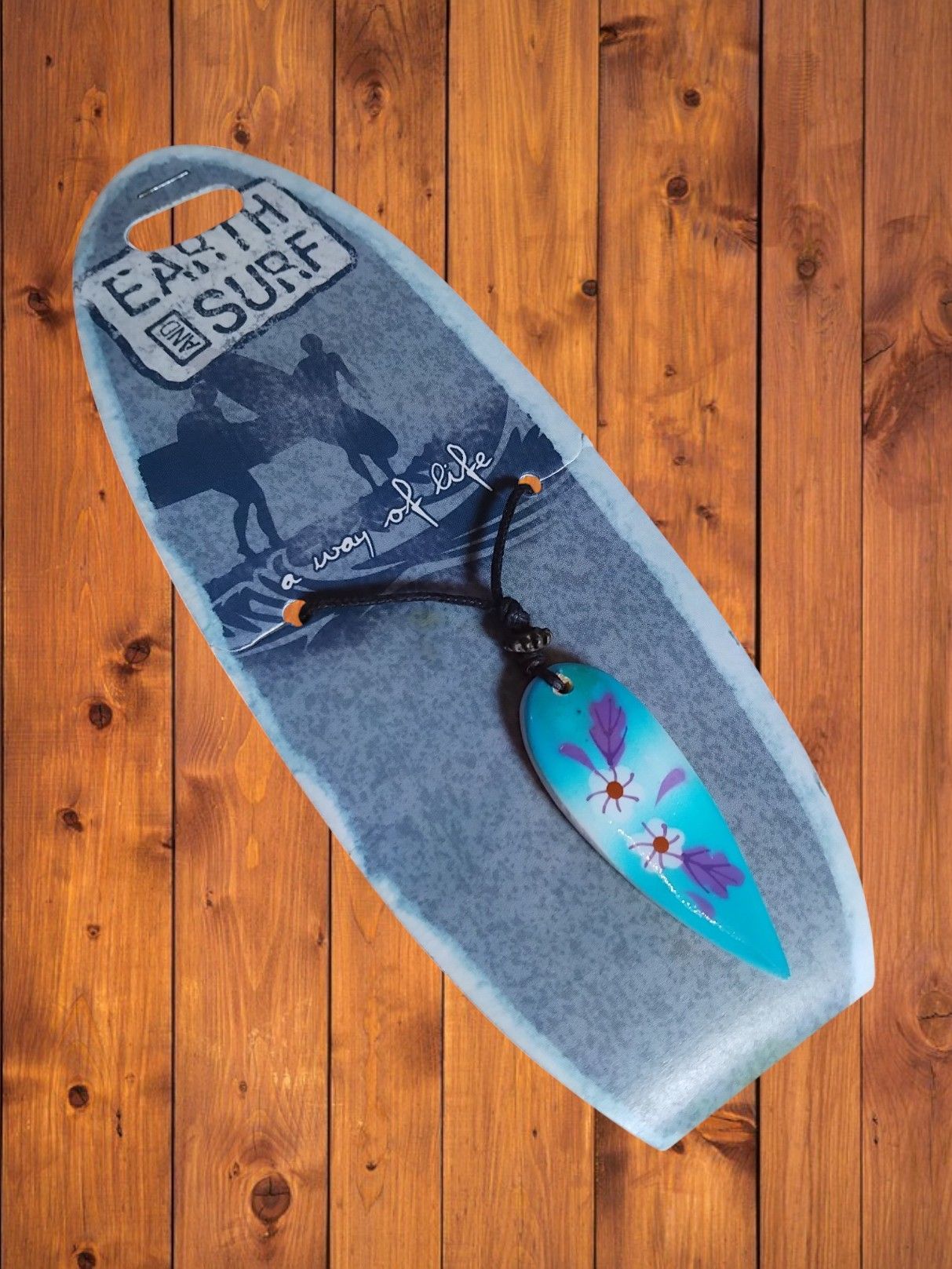 (BN22) Earth & Surf brand new necklace