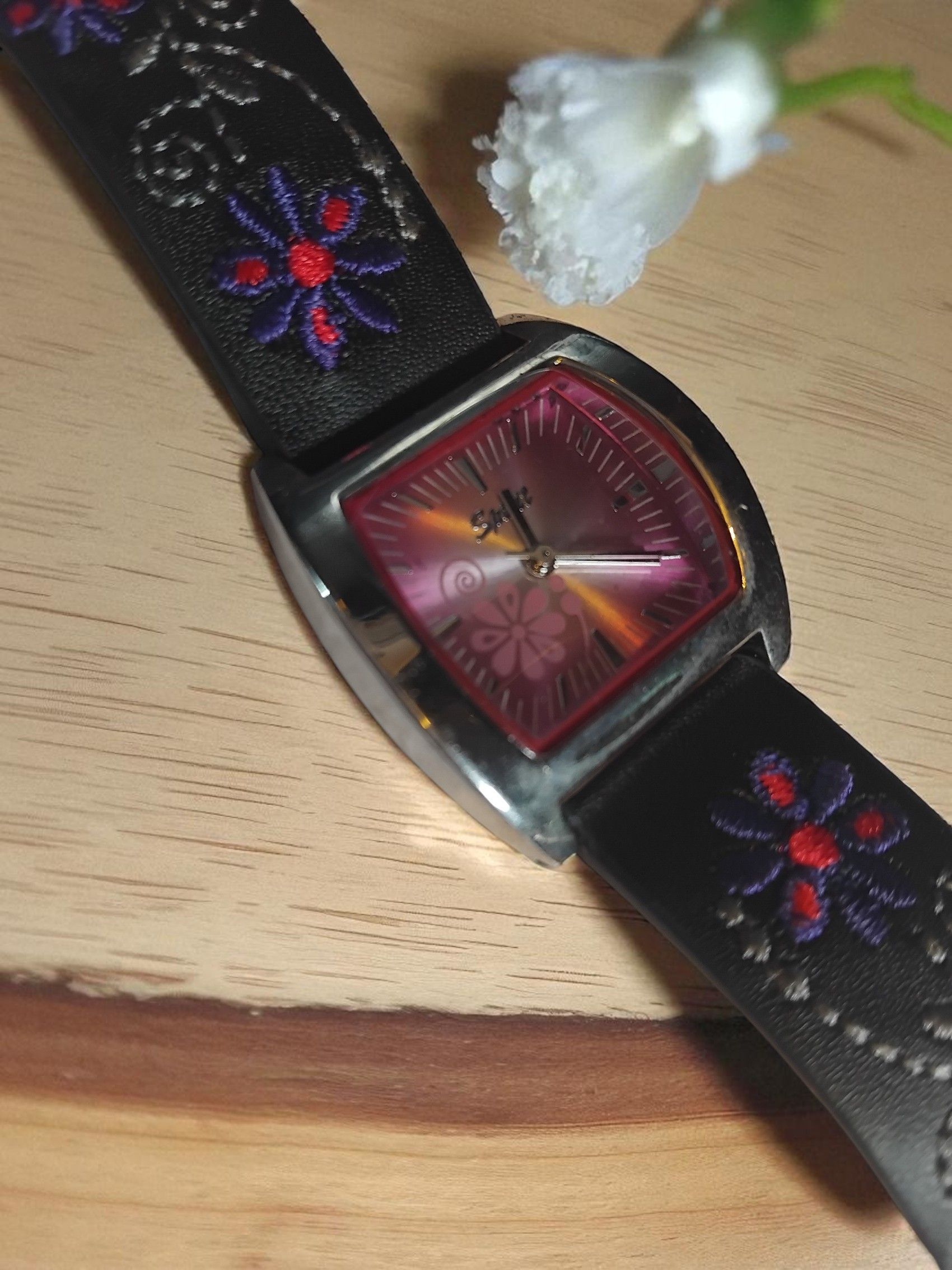 (BW-61) Ladies or teenager Spirit watch