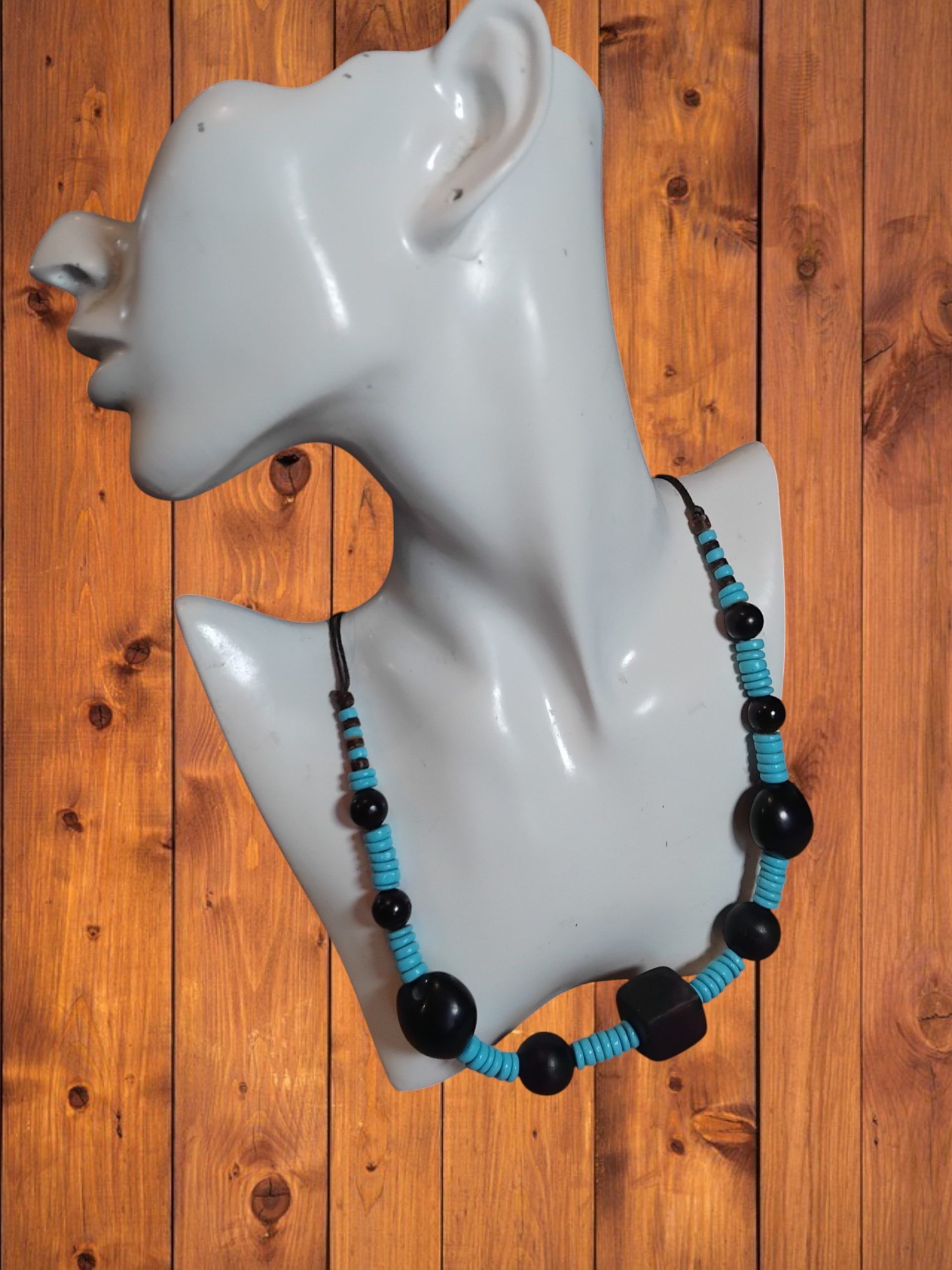 (BN15) Earth and surf necklace brand new