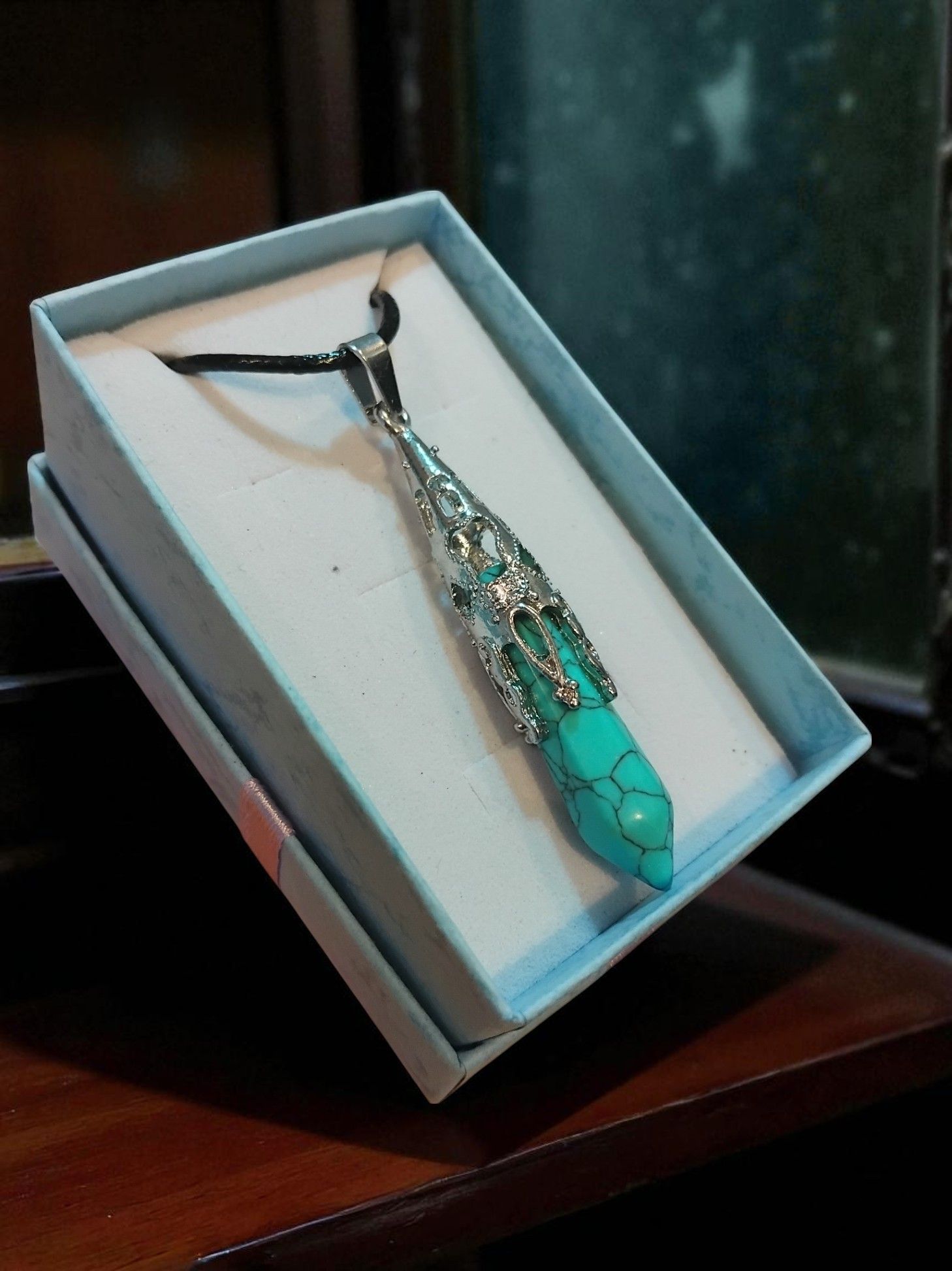 (N11) Natural precious stone faceted pendulum necklace