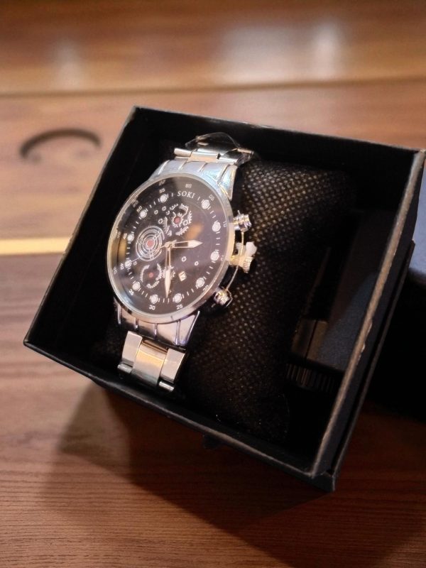 (MW1) Soki branded gents stainless strap watch boxed with strap adjustment tool - Image 4