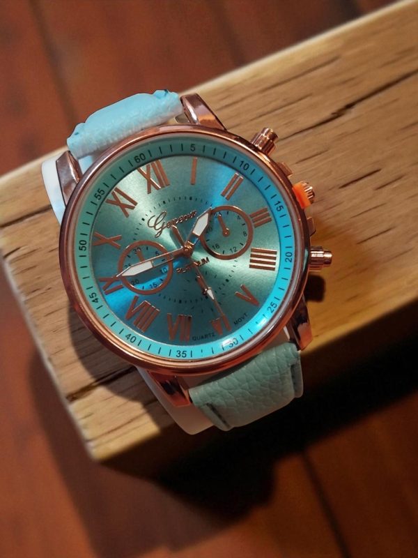 (LW20) Geneva Unisex leather strap watch