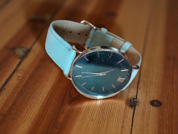 (MW25) Light blue leather strap Topman watch - Image 4