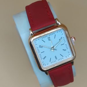 (LW25) Ladies / teenager square face watch