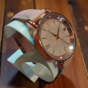 (LW28) Ladies teenager new boxed leather strap watch