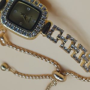 (LW3) Ladies teenager drawstring watch boxed