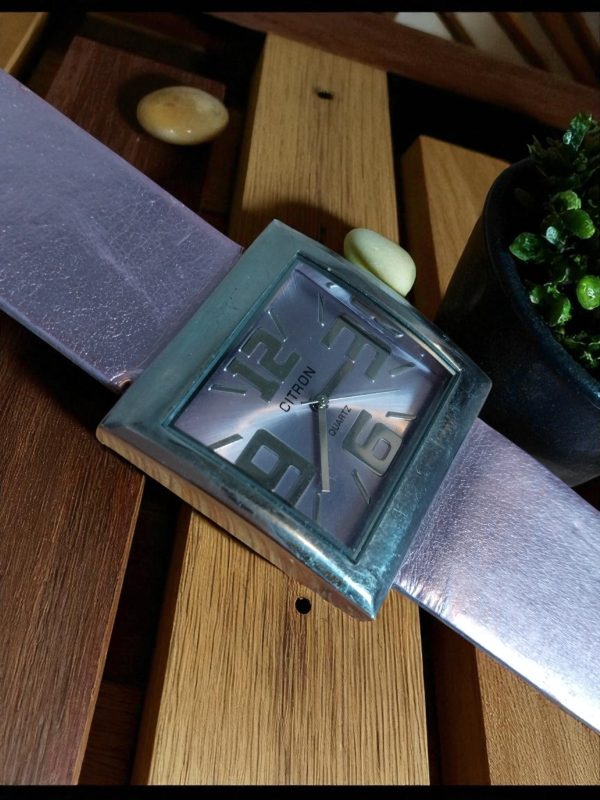 (LW38) Citron of London Thick lilac strap ladies wrist watch - Image 3