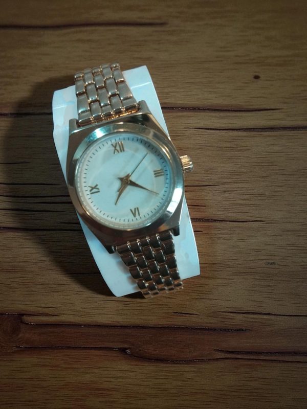 (LW45) Defined Ladies stainless steel strapped dress watch - Image 5