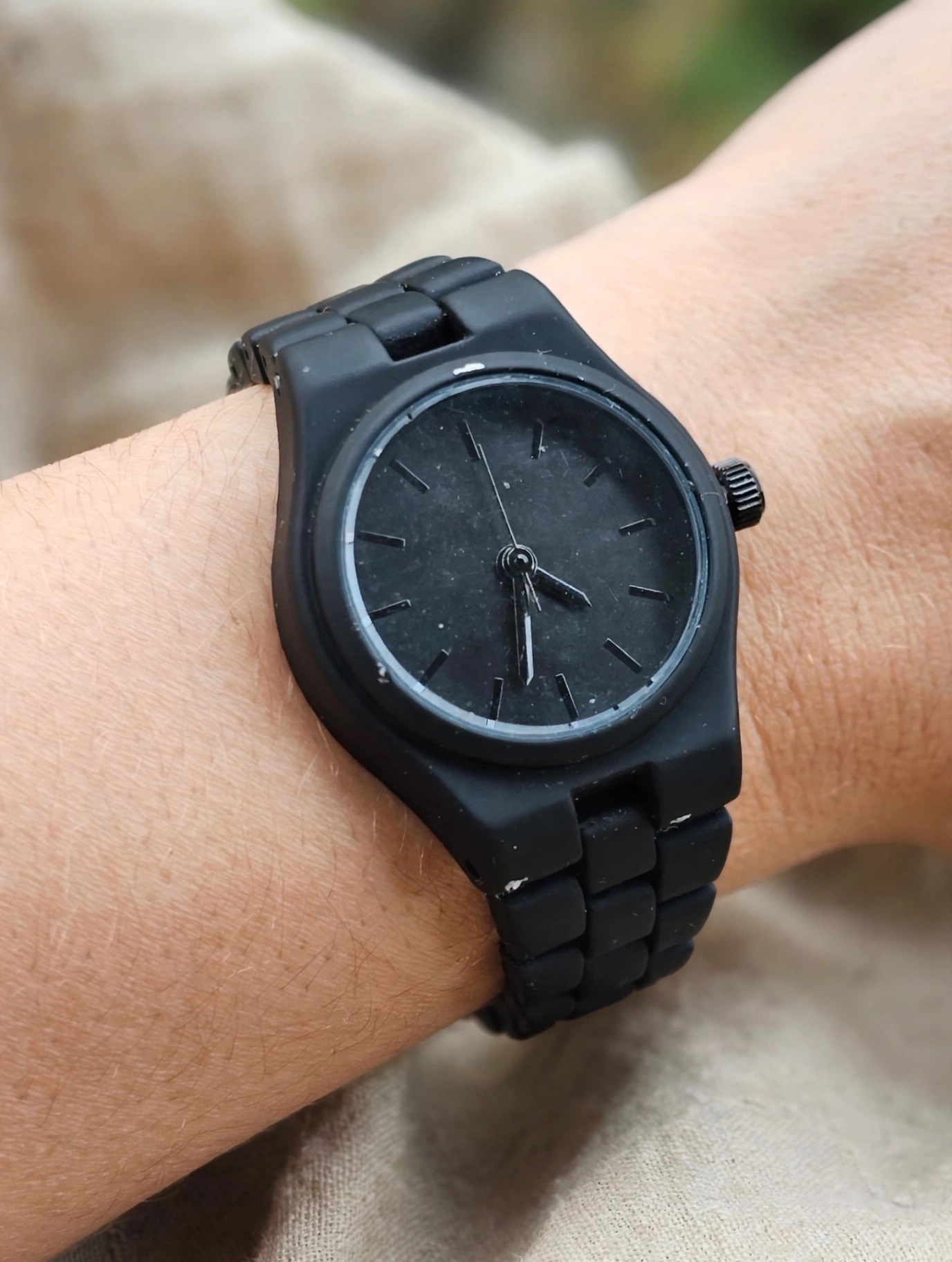 (LW51) Ladies Freedom black slim stainless steel watch SALE!