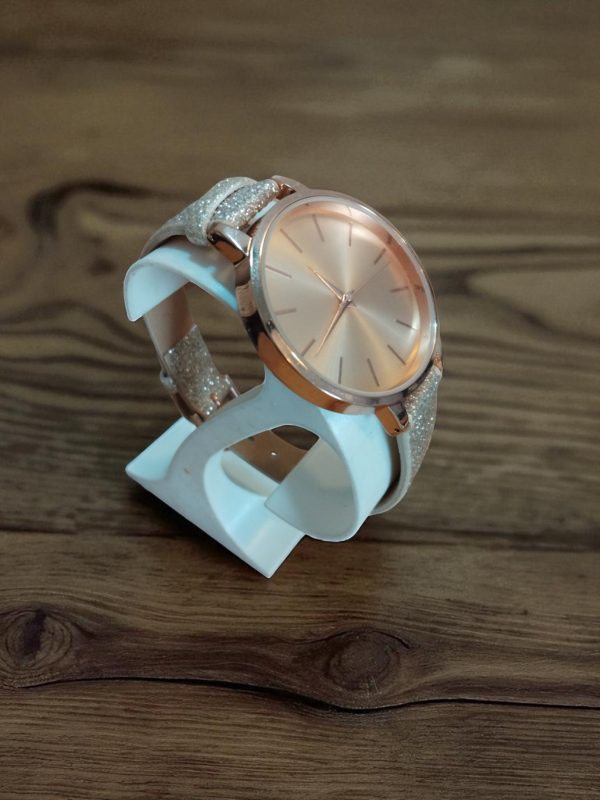 (LW61) Claire's ladies / teenager slim leather strap watch & 3 bracelets - Image 3