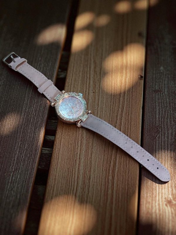 (LW65) Ladies / teenager boxed watch with bracelet - Image 5