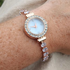 (LW8) Ladies teenager clip stainless steel strap watch boxed