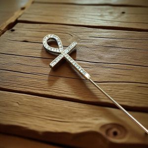 (LP1) Metal cross design lapel / hat pin